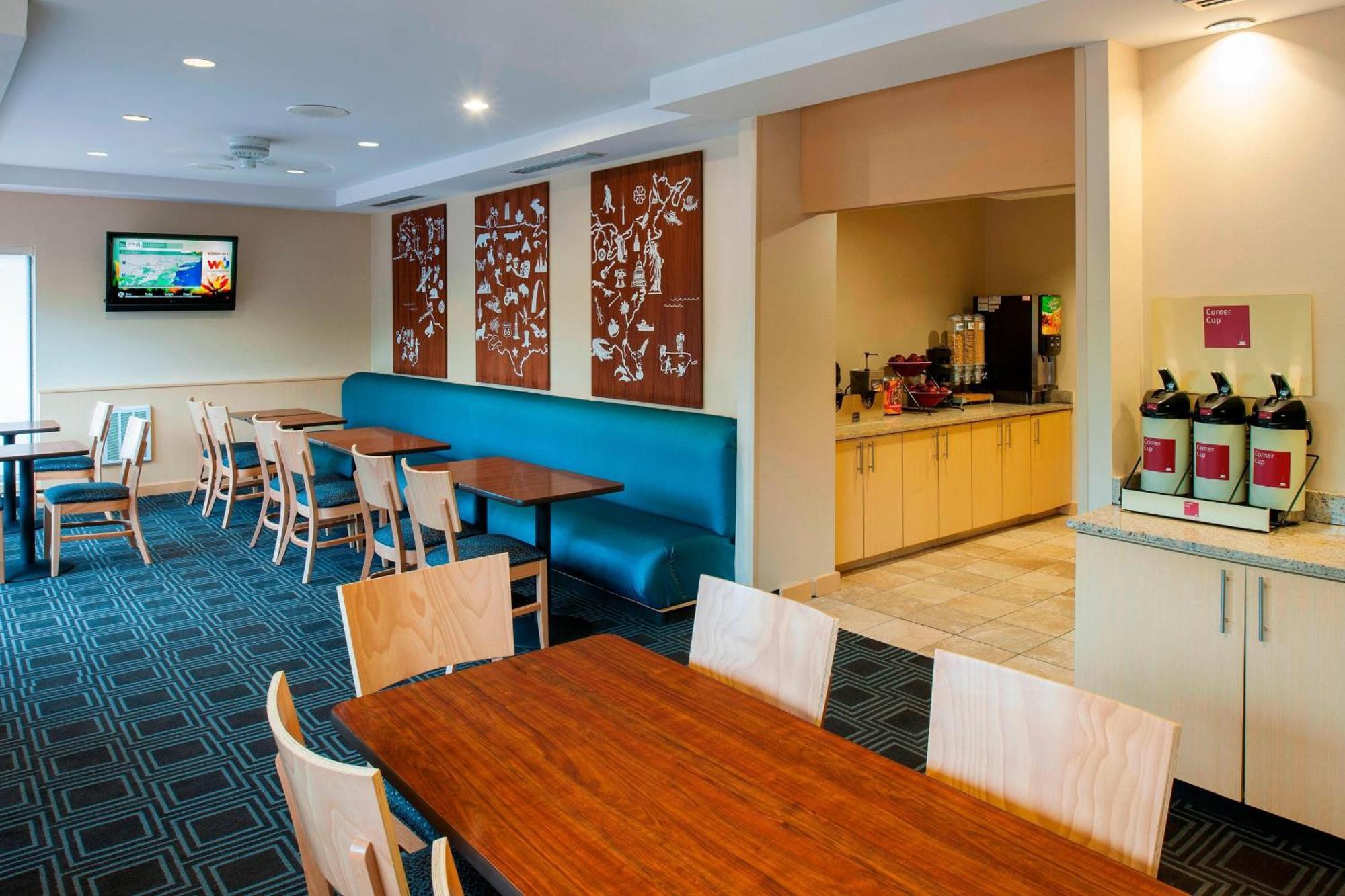 Towneplace Suites By Marriott Bethlehem Easton/Lehigh Valley Hollo Exterior foto